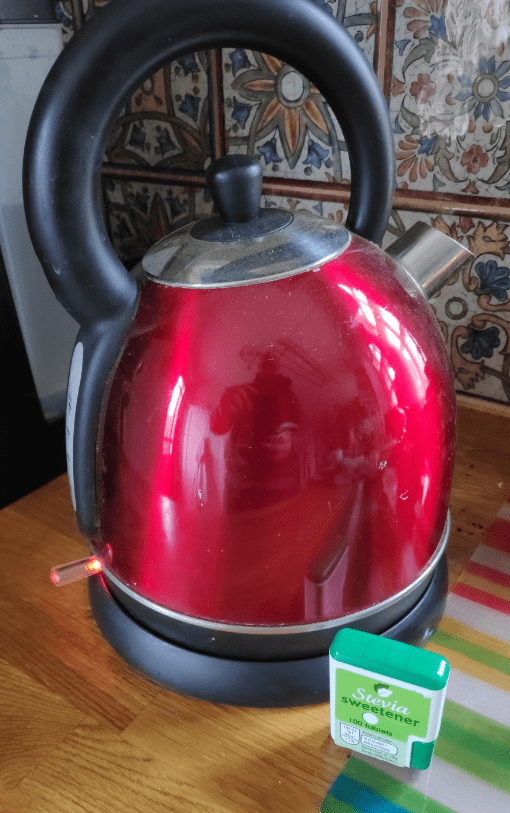 Standard kettle about to be made smart