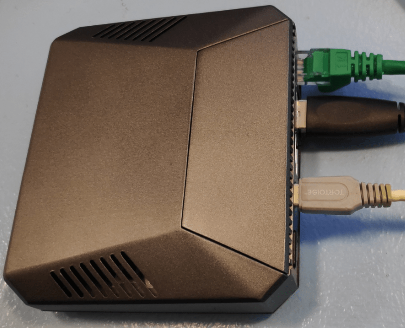 Argon ONE case for RPi4