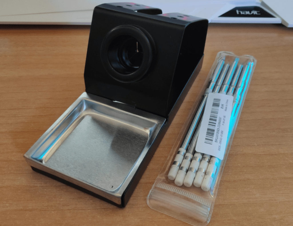 Soldering base and tips