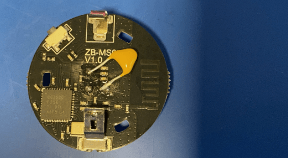 0.1u (100n) multi-layer cap across pins 1-3 of the PIR module
