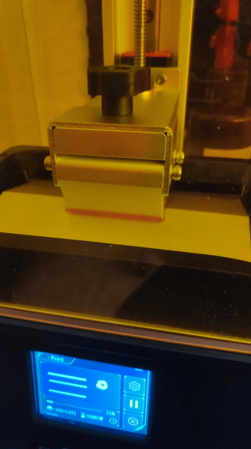 First file being processed in the AnyCube printer