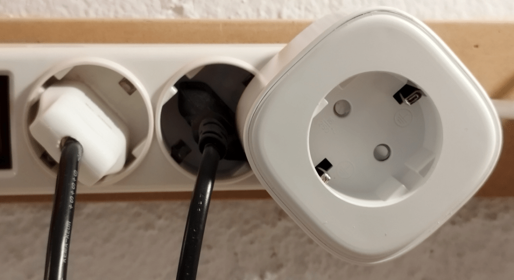 Meross Smart Plug
