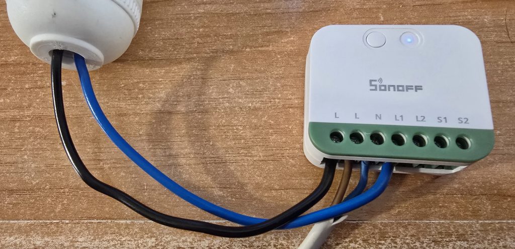 Sonoff Mini-Duo (WiFi) - (note wiring in this image is incorrect)